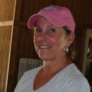 Meet your Posher, Claudia